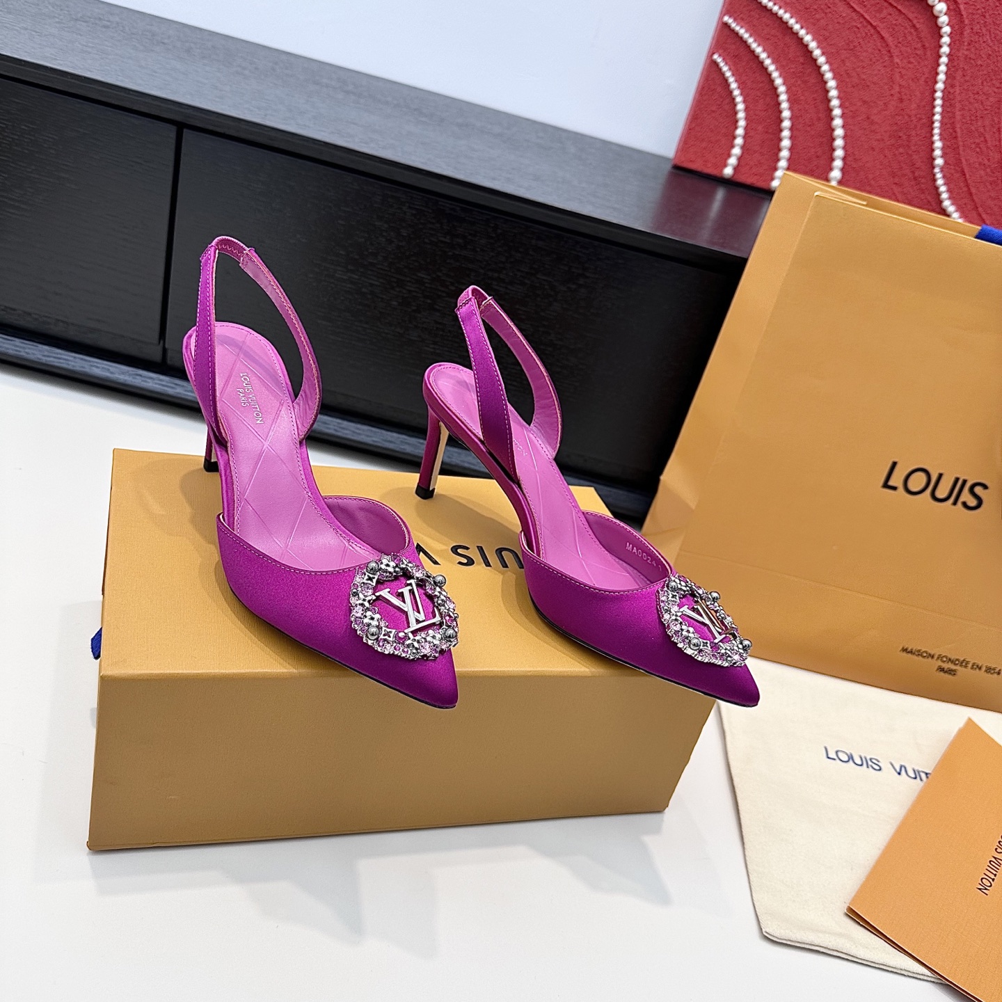Women's high heels